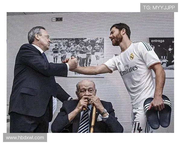 哈维阿隆索退役后新篇章将执教皇马青年队开启足球教练生涯